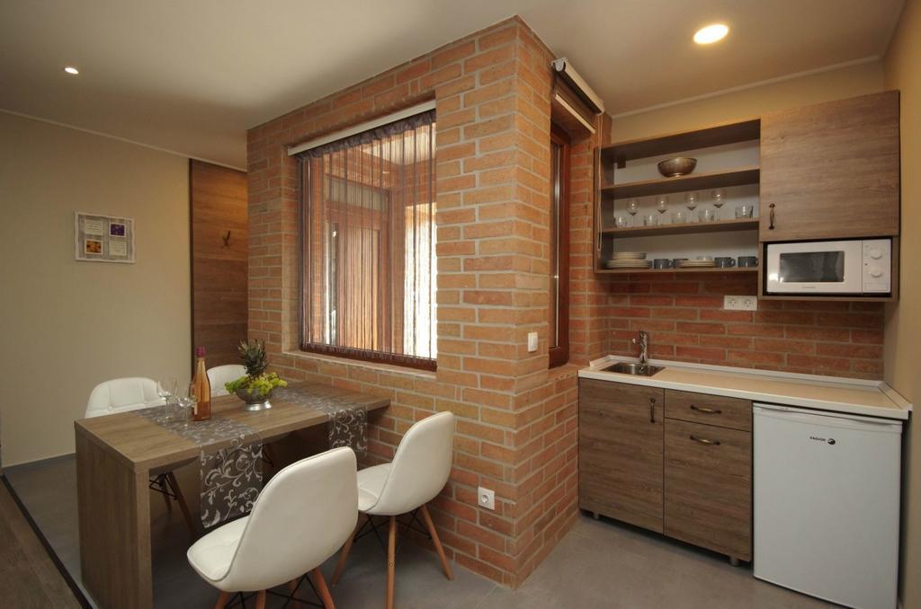 Mosoly Deluxe Apartman ยูลา ภายนอก รูปภาพ