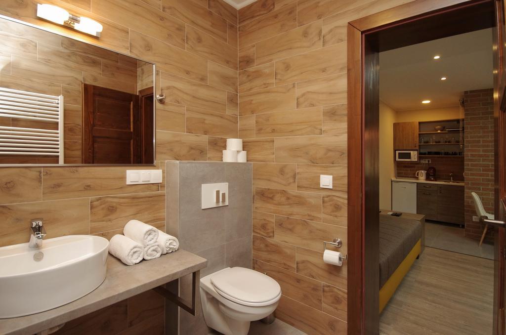 Mosoly Deluxe Apartman ยูลา ภายนอก รูปภาพ
